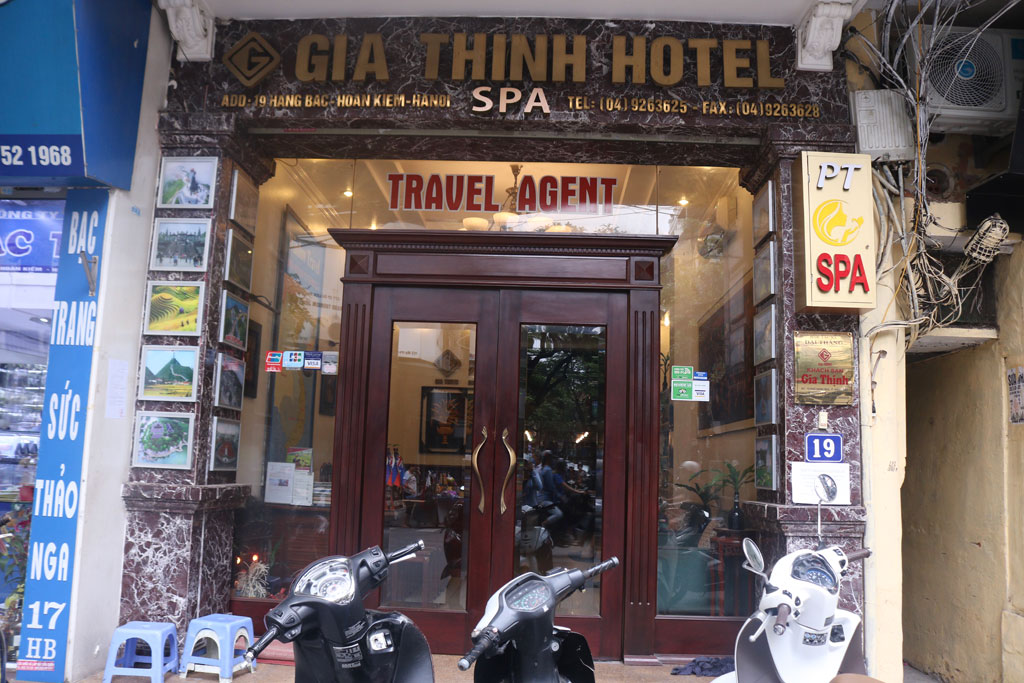 Loạt khách sạn khu phố cổ Hà Nội “cửa đóng, then cài” vì dịch Covid-19 11