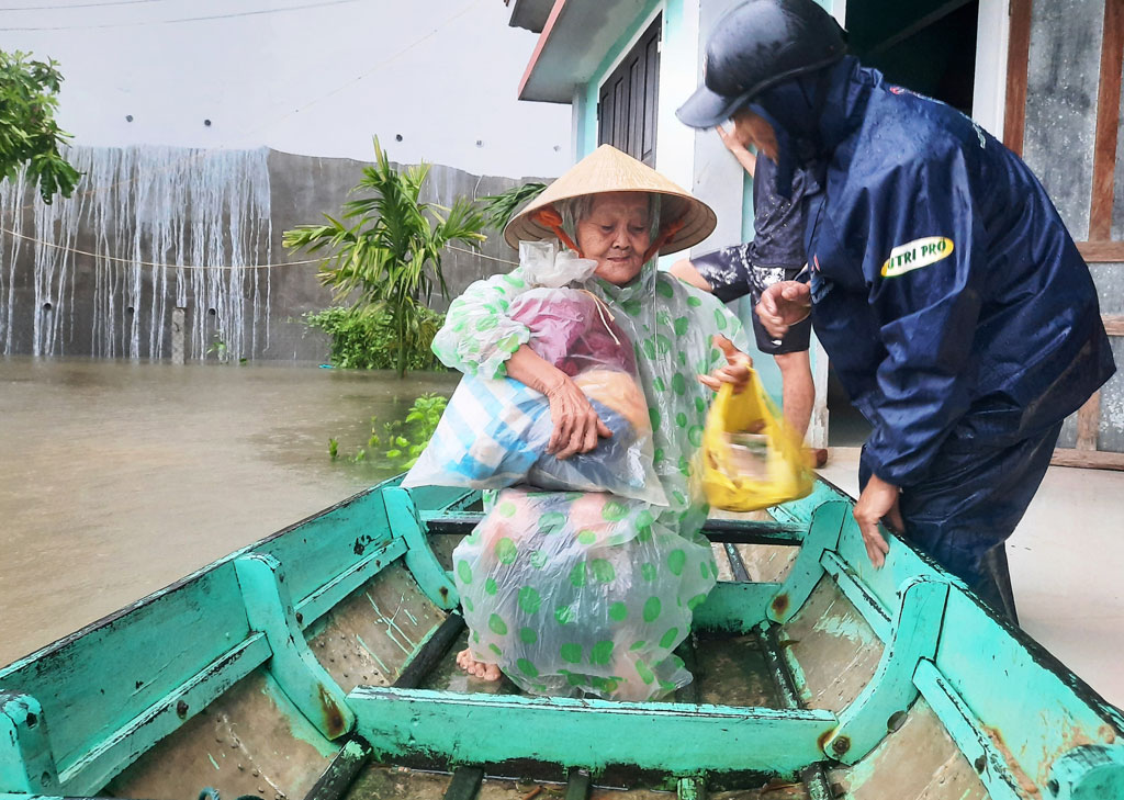 Chạy lũ4