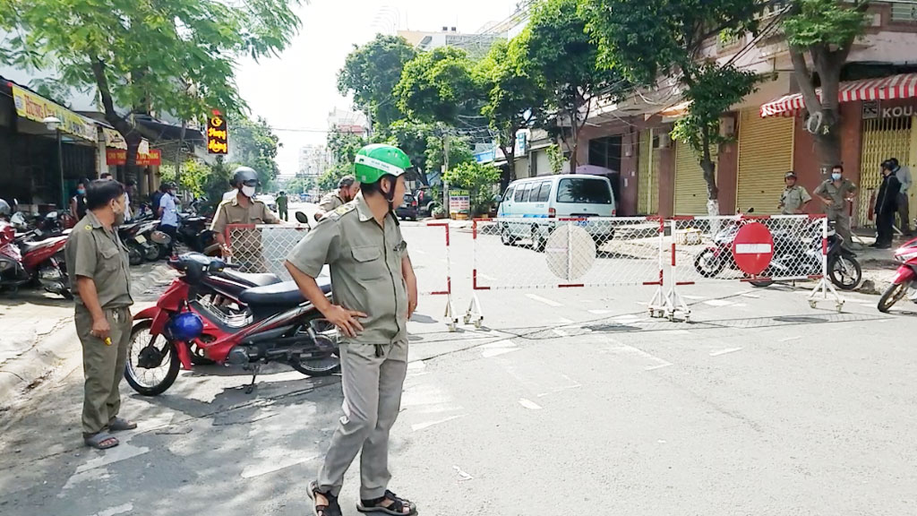 Từ 'cuộc chiến' trên mạng xã hội đến mâu thuẫn ngoài đời thực1