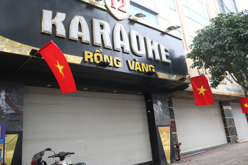 Hàng loạt quán bar, karaoke tại Hà Nội đóng cửa khi liên tiếp có ca mắc Covid-19 mới2