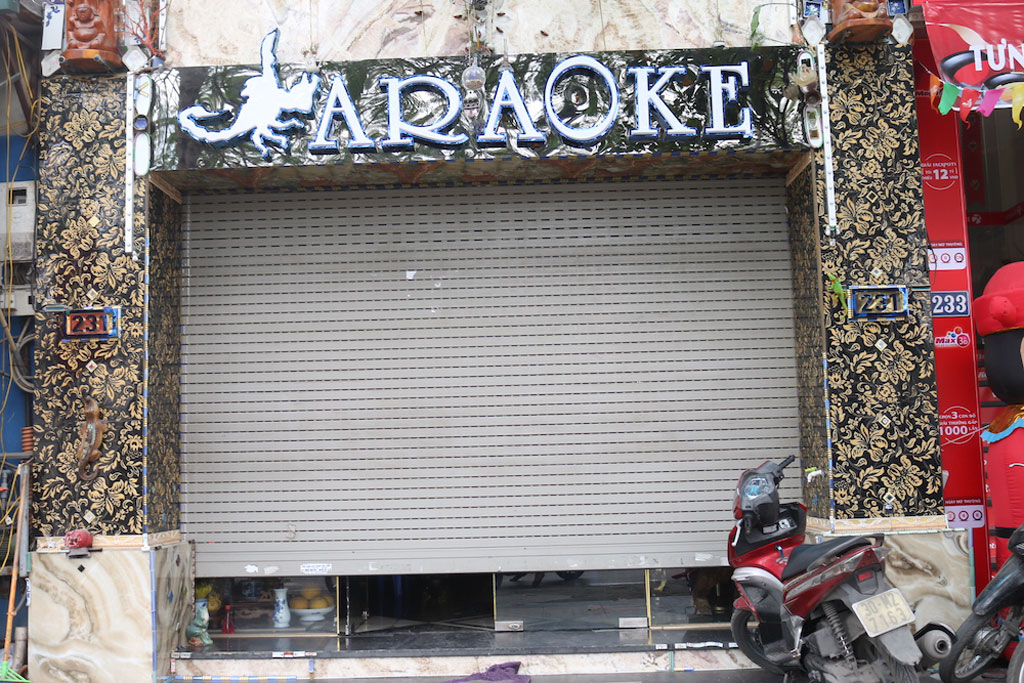 Hàng loạt quán bar, karaoke tại Hà Nội đóng cửa khi liên tiếp có ca mắc Covid-19 mới6