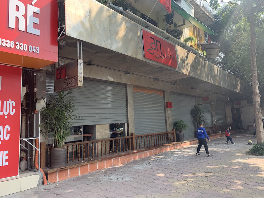 Hàng quán Hà Nội đóng cửa, nhân viên mất việc, không có thu nhập ngay sau Tết Nguyên đán12