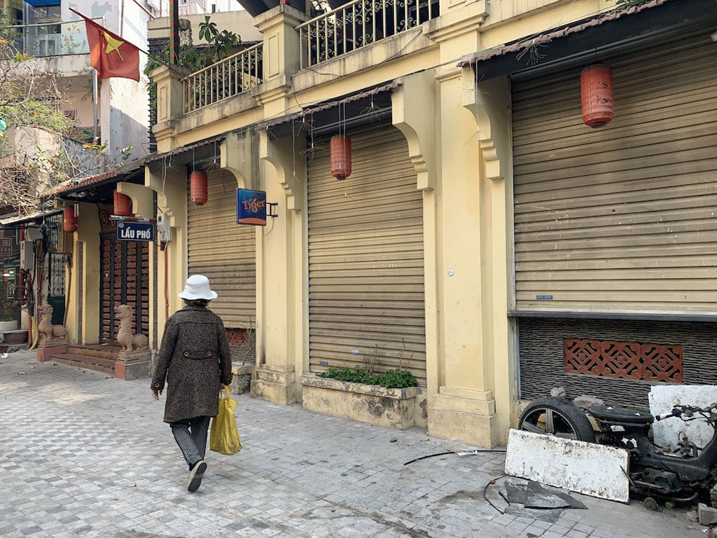 Hàng quán Hà Nội đóng cửa, nhân viên mất việc, không có thu nhập ngay sau Tết Nguyên đán2