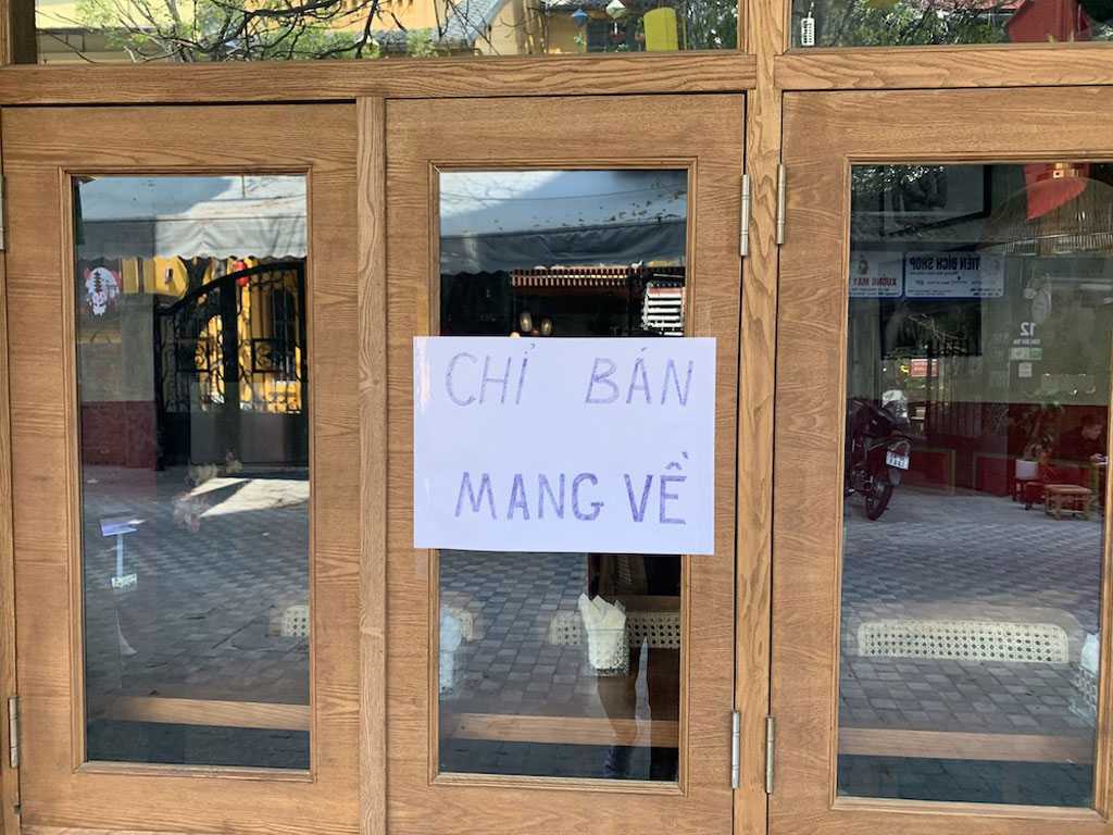 Hàng quán Hà Nội đóng cửa, nhân viên mất việc, không có thu nhập ngay sau Tết Nguyên đán4