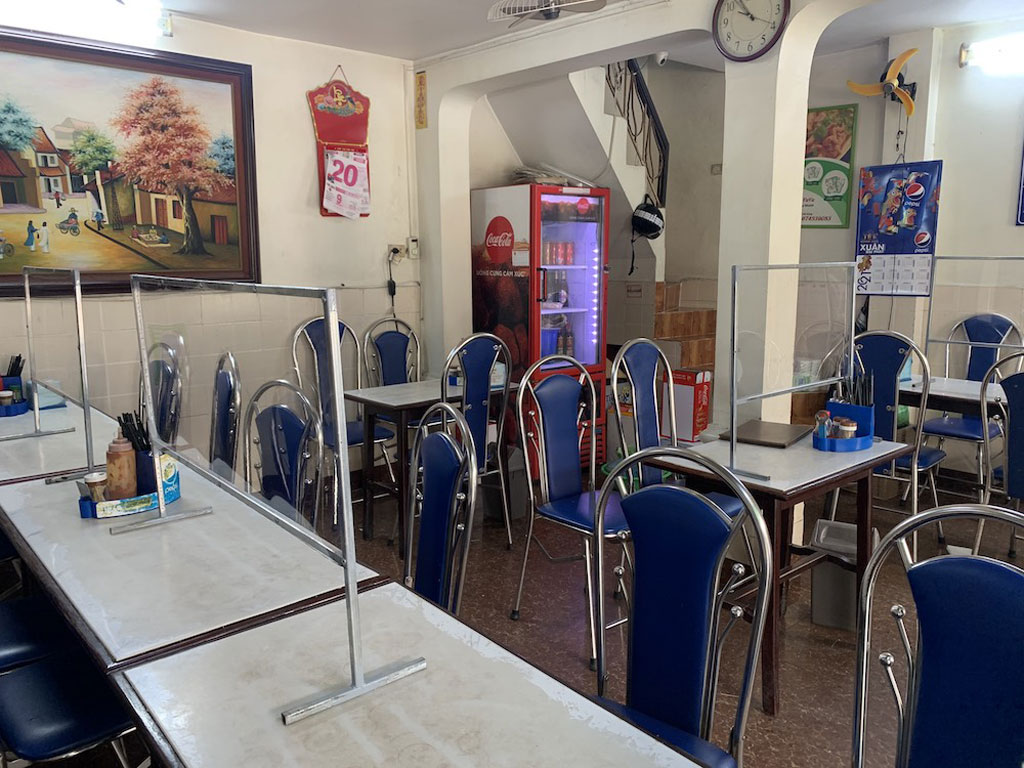 Hàng quán Hà Nội đóng cửa, nhân viên mất việc, không có thu nhập ngay sau Tết Nguyên đán6