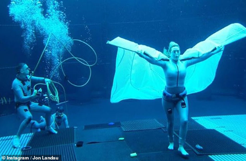 Kate Winslet nín thở 7 phút dưới nước cho cảnh quay trong ‘Avatar 2’1
