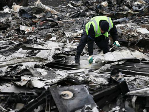 Ngoại trưởng Nga: 'Việc dùng thảm kịch hàng không MH17 để đạt được mục đích chính trị của phương Tây là không trung thực và phi nghĩa”
