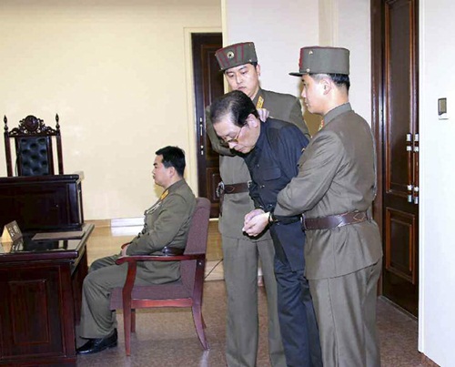 Hình ảnh chú Kim Jong-un bị bắt 
