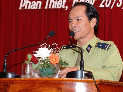Ông Tiếu Hoa Năng phát biểu tại một hội nghị của Chi cục QLTT Bình Thuận tháng 3.2014
