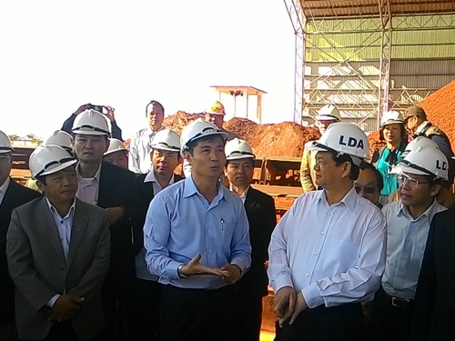 Thủ tướng làm việc tại công trường dự án Tân Rai 