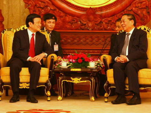 Chủ tịch nước Trương Tấn Sang và Tổng bí thư, Chủ tịch nước Lào Choummaly Sayason trước phiên hội đàm 