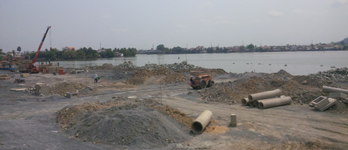 Dự án lấp sông vẫn được chủ đầu tư làm cấp tập