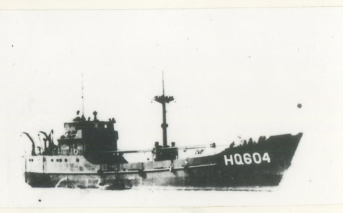 Tàu HQ-604 trước khi bị bắn chìm tại bãi Gạc Ma