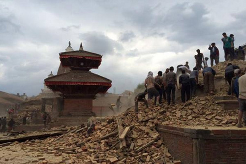 Nepal tan hoang sau động đất 