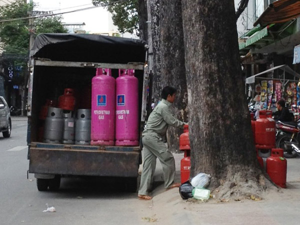 Từ sáng mai giá gas bán lẻ tăng nhẹ so với trước đó