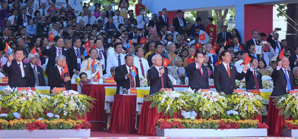 Lãnh đạo Đảng, Nhà nước, Chính phủ, Quốc hội dự lễ mít tinh 
