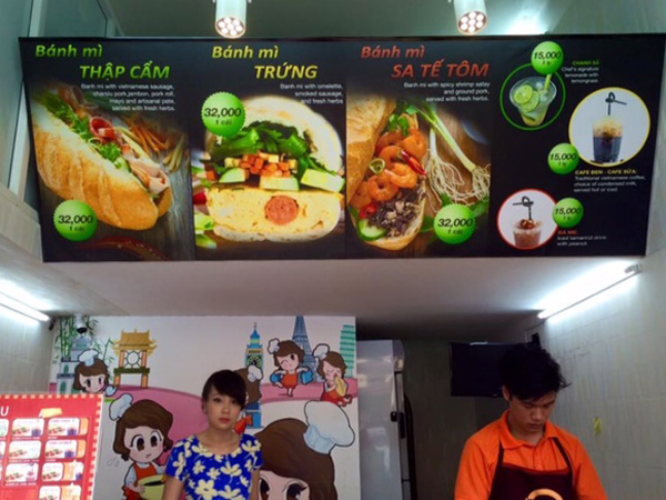 Chỉ có 3 loại nhân bánh mì để thực khách lựa chọn ở quán bánh mì của vua đầu bếp 2012 Nguyễn Minh Nhật 