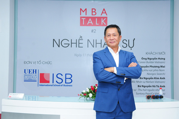 CEO Nguyễn Hưng của Career Builder không ngạc nhiên khi việc được thăng tiến giữ chức vụ giám đốc là khát vọng, dấu son trong sự nghiệp mỗi người.