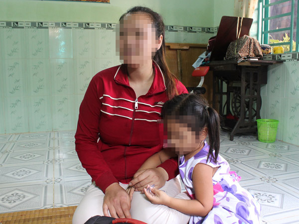 Chị Nguyễn Thị Mỹ Lai kể lại cuộc sống cực khổ nơi xứ người và quá trình trốn về VN.