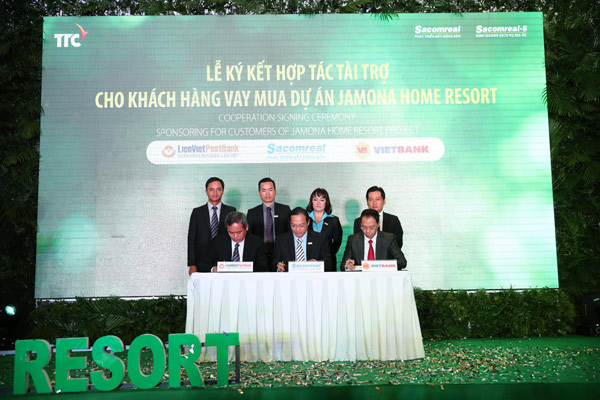 Sacomreal ký kết với ngân hàng Lien Viet Post Bank và Vietbank hỗ trợ lãi suất cho khách hàng mua dự án