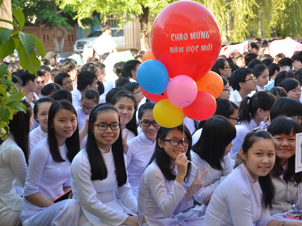 Học sinh trường Quốc học Quy Nhơn trong lễ khai giảng