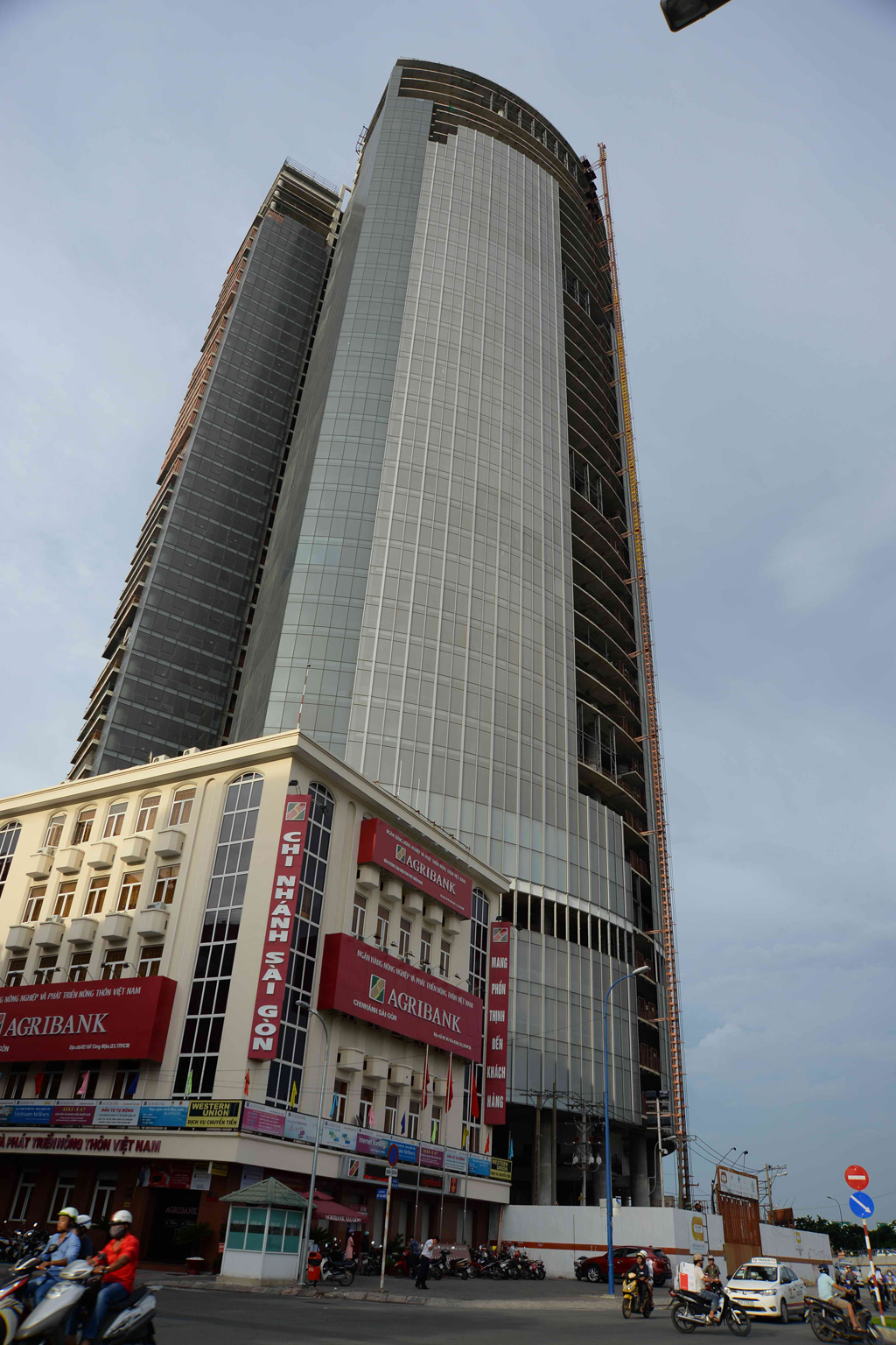 Dự án M&C Tower nằm “trơ xương” vài năm nay