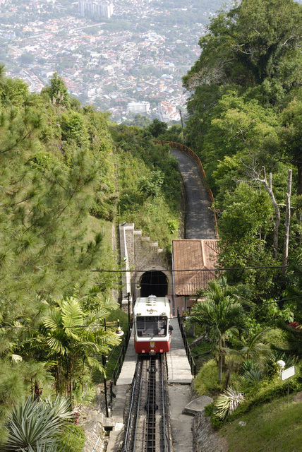 Đường lên đồi Penang bằng tàu điện
