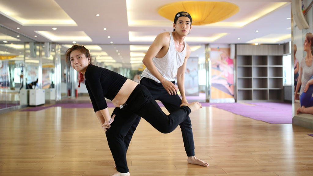 Trên sàn tập, cả Huyền Thanh và Quang Đăng hăng say luyện tập bất chấp mệt mỏi 