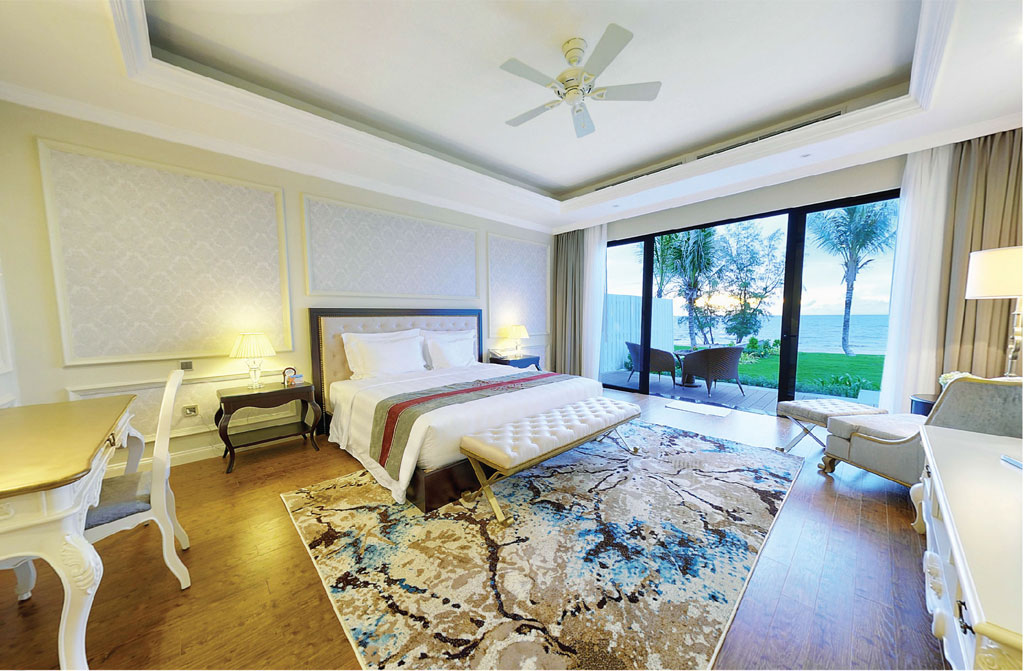 Phòng ngủ đẳng cấp 5 sao với tầm nhìn ra biển thuộc chuỗi dự án Vinpearl Resort & Villas.
