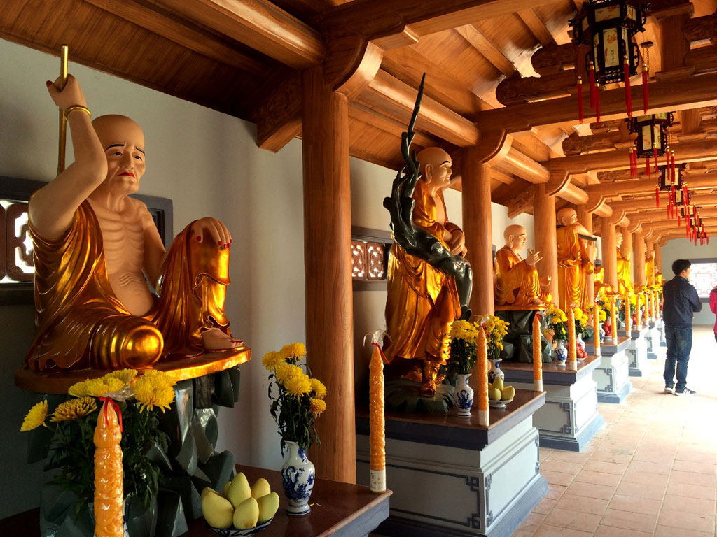 Nơi đặt các tượng Phật ở trong chùa