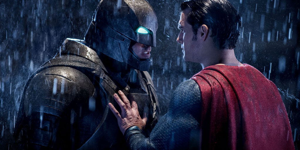 Tác phẩm mới nhất của Zack Snyder là Batman v Superman: Dawn of Justice cũng tràn ngập những cảnh quay slow motion. Ảnh: CGV cung cấp.