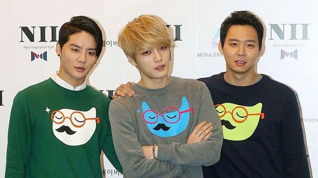 Nhóm nhạc JYJ (Park Yoo Chun ngoài cùng bên phải) - Ảnh: AFP/Getty Images