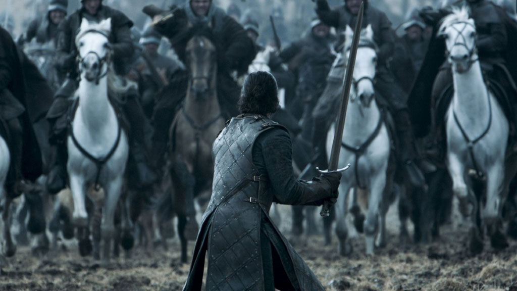 Jon đối mặt với các kỵ binh của Ramsay Ảnh: HBO