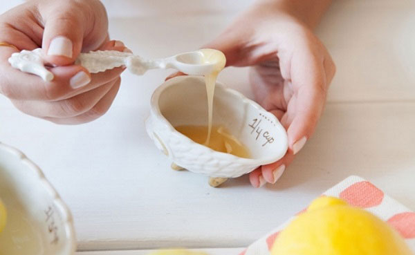 Cách làm mặt nạ bột gạo, sữa tươi và mật ong đơn giản, dễ thực hiện