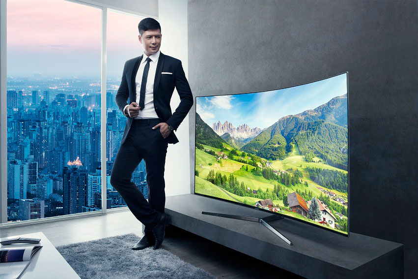 Samsung SUHD TV với thiết kế hoàn mỹ ở bất cứ góc nhìn nào đã tạo nên sự trọn vẹn cho không gian giải trí tại gia