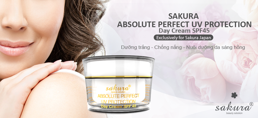 Kem trị nám ban ngày Sakura Whitening Day Cream giá 900.000 VNĐ