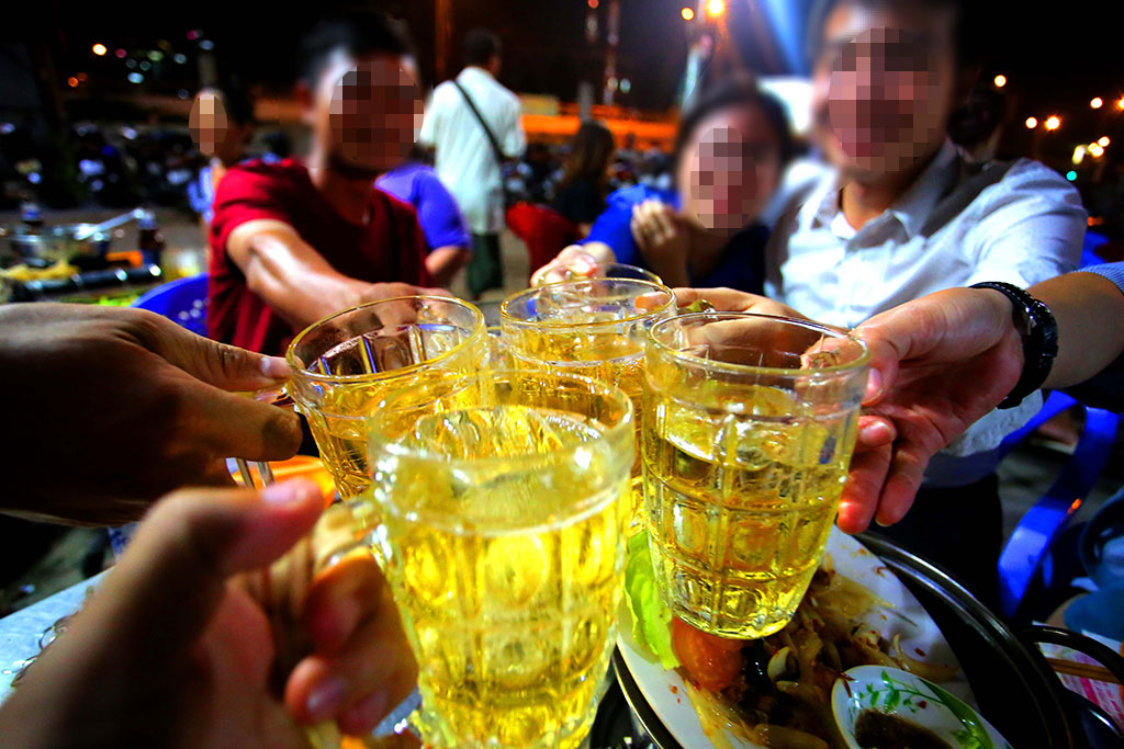 VN nằm trong top 3 các nước châu Á tiêu thụ rượu bia nhiều nhất Ảnh: ngọc dương
