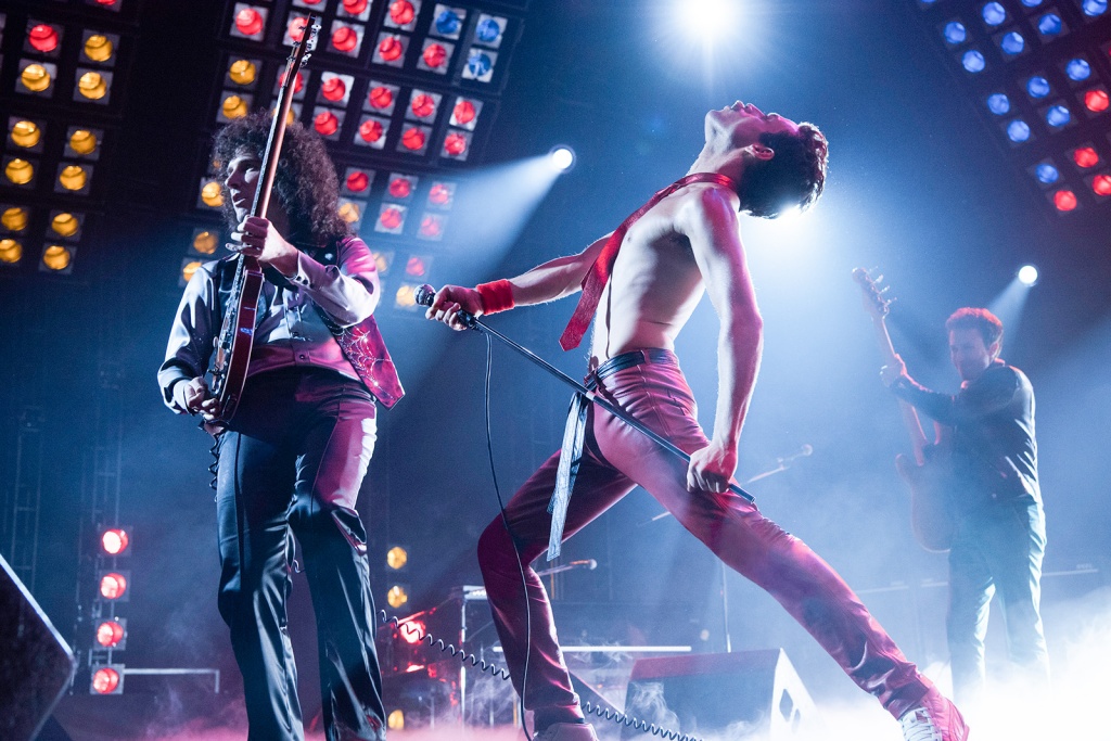 Bohemian Rhapsody tiếp tục là một cái tên ăn khách tại phòng vé nội địa lẫn quốc tế (Ảnh: 20th Century Fox)
