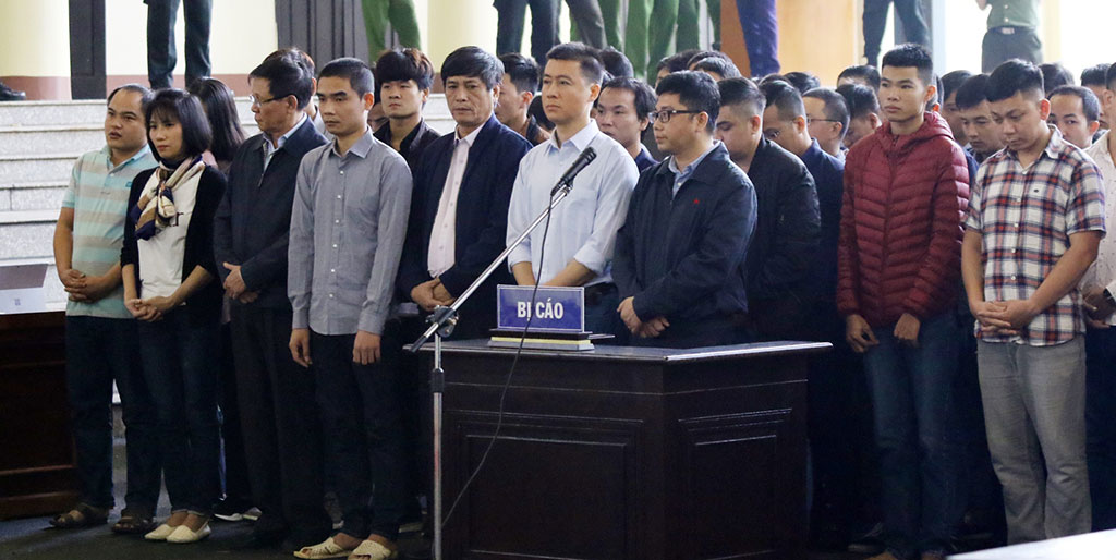 Các bị cáo tại phiên tòa ảnh: Lê Quân - Thái Sơn