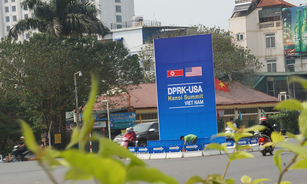 Trang hoàng trên đường phố Hà Nội chào đón Hội nghị Thượng đỉnh Mỹ - Triều lần thứ hai Ảnh: Gia Hân