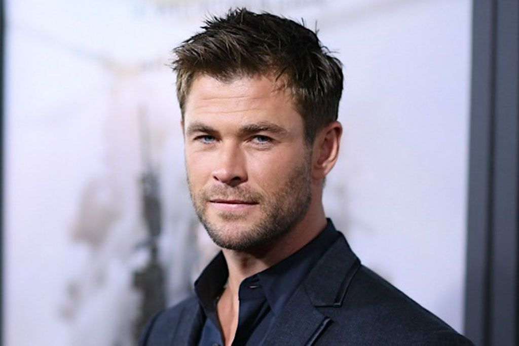 Chris Hemsworth gây dấu ấn với vai thần sấm Thor. Ảnh: AFP