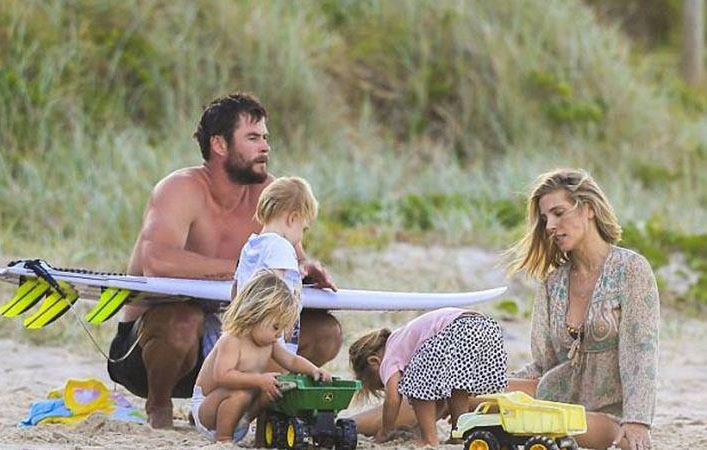 Chris Hemsworth hạnh phúc bên gia đình. Ảnh: Instagram