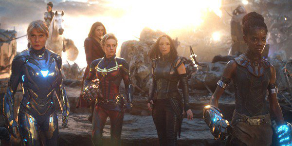 Captain Marvel/Carol Danvers (Brie Larson đóng) hợp lực cùng các siêu anh hùng nữ khác trong Avengers: Endgame - Ảnh: Disney