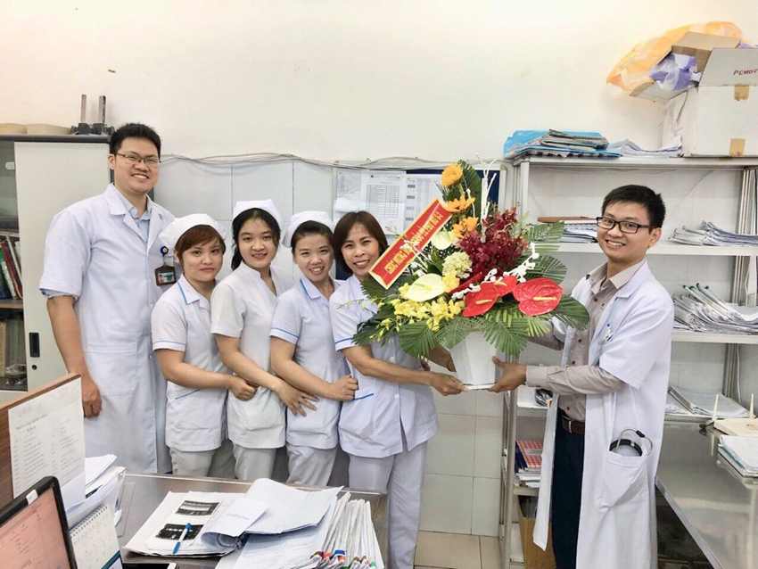 Niềm vui đời thường của chị em điều dưỡng BV Đà Nẵng ngày 8.3