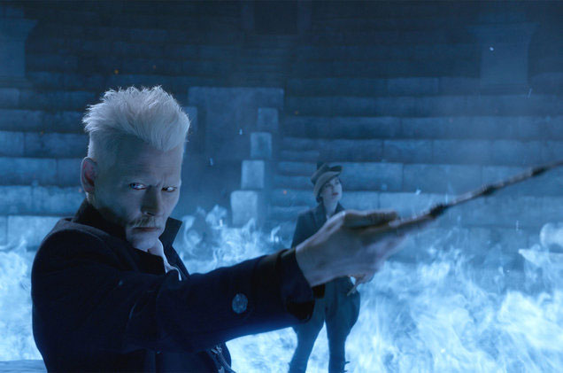 Ác nhân Grindelwald, nhân vật do tài tử Johnny Depp đóng khiến khán giả mong đợi sẽ làm nên điều bất ngờ ở Fantastic Beasts 3 - Ảnh: Warner Bros