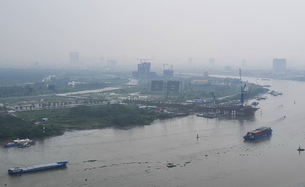 Tình hình ô nhiễm ở Hà Nội và TP.HCM khiến người dân lo ngại  Ảnh: Độc Lập