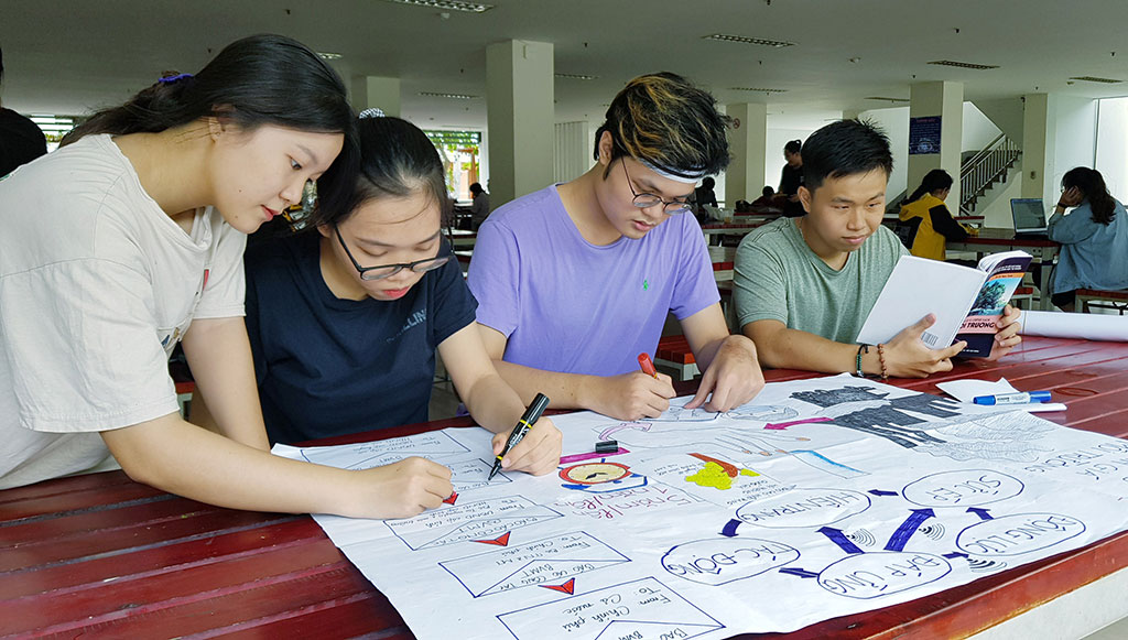 Bộ GD-ĐT đang xây dựng chương trình đào tạo cho các ngành, khối ngành nhằm nâng cao chất lượng của giáo dục ĐH Việt Nam ẢNH: ĐÀO NGỌC THẠCH 