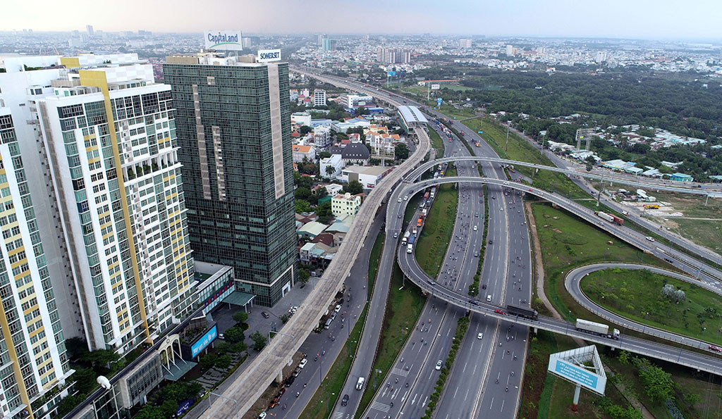  Thành phố ưu tiên phát triển nhà ở lan tỏa theo hệ thống giao thông đô thị, nhất là tuyến metro số 1 Ảnh: Ngọc Dương