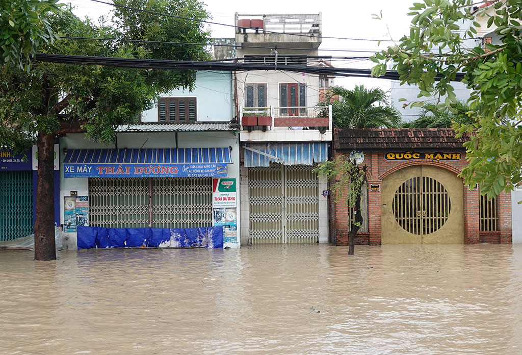 Khu vực P.Nhơn Bình, TP.Quy Nhơn bị ngập ẢNH: HOÀNG TRỌNG