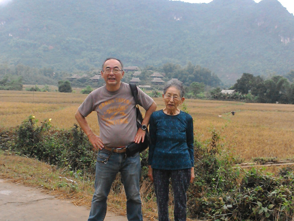 Mẹ ông Ogura được con trai dẫn tới Việt Nam 3 lần. ẢNH: NVCC